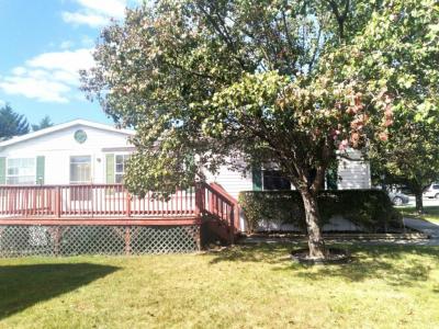 Photo 2 of 14 of home located at 129 Fiddler Avenue Winchester, VA 22603