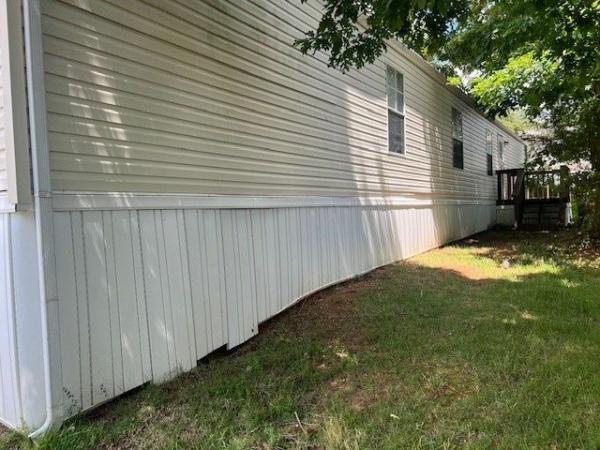2010 CLYM 22B Mobile Home