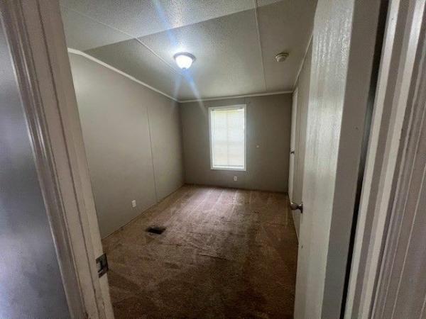 2010 CLYM 22B Mobile Home