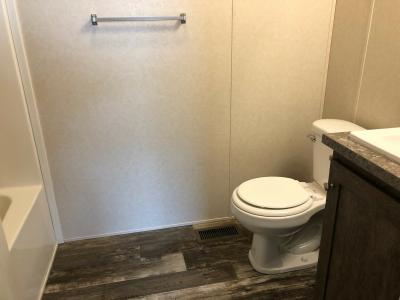 Photo 4 of 9 of home located at 1272 Dorre Dr Troy, MI 48083