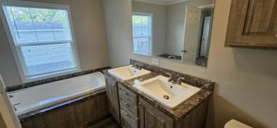 Photo 4 of 17 of home located at 6539 Townsend Rd, #309 Jacksonville, FL 32244
