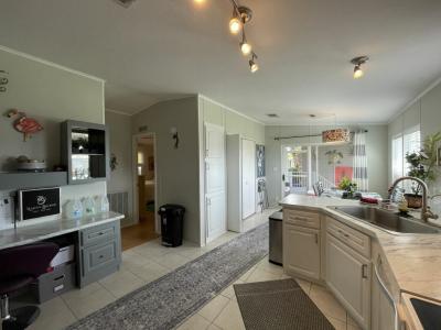 Photo 4 of 20 of home located at 901 Cayman Avenue Venice, FL 34285