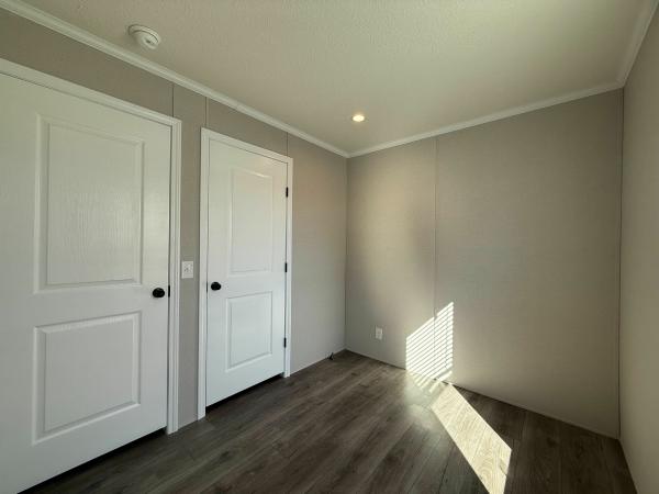 2025 Champion - Topeka Mobile Home