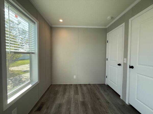 2025 Champion - Topeka Mobile Home