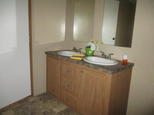 2010 Clayton Homes Inc Mobile Home For Sale