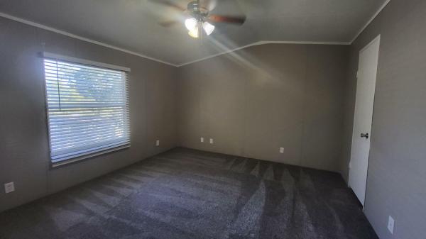 2004 Fleetwood Mobile Home For Sale