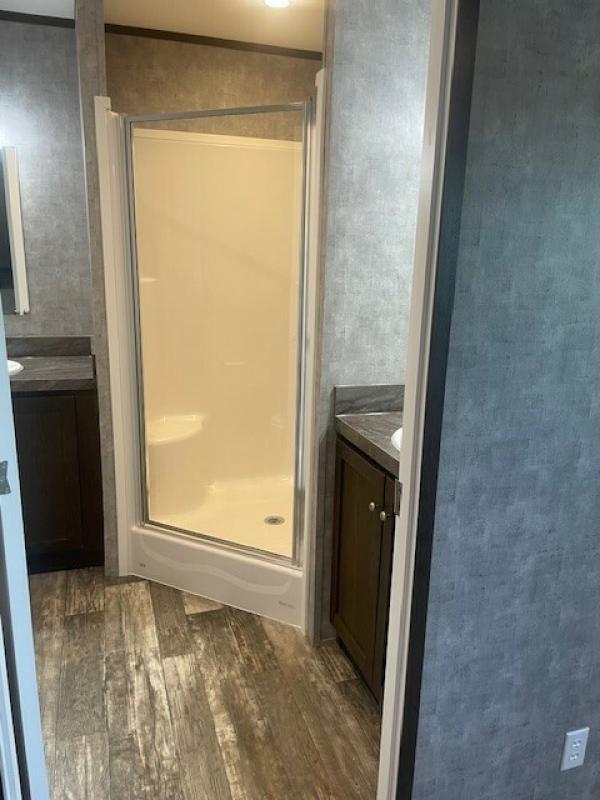 2025 Redman Homes 652CD NWD-A-25209  Home