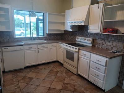 Photo 5 of 8 of home located at 3224 S Huntington Ave Melbourne, FL 32901