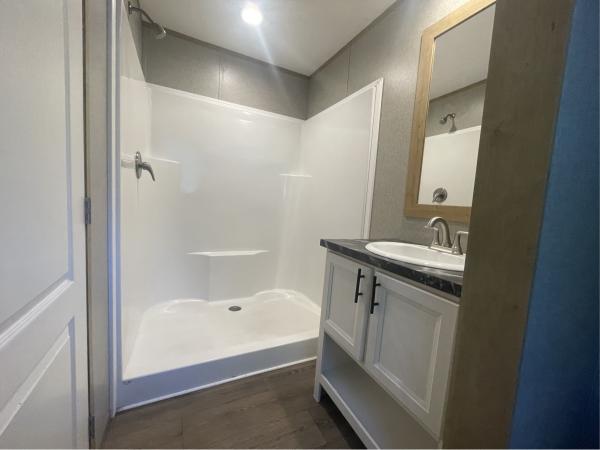 2023 76CEJ16663AH22  Home