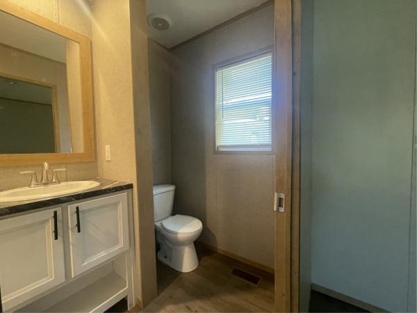 2023 76CEJ16663AH22  Home