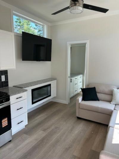 Photo 5 of 6 of home located at 430 Post Road, Unit 184 Wells, ME 04090