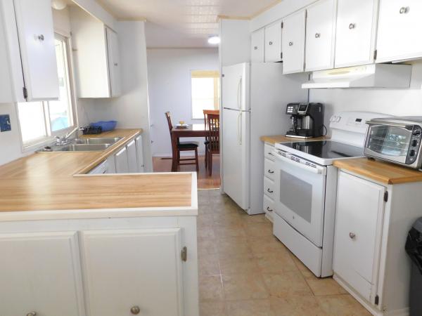 1979 SKYL Mobile Home For Sale