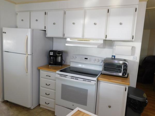 1979 SKYL Mobile Home For Sale