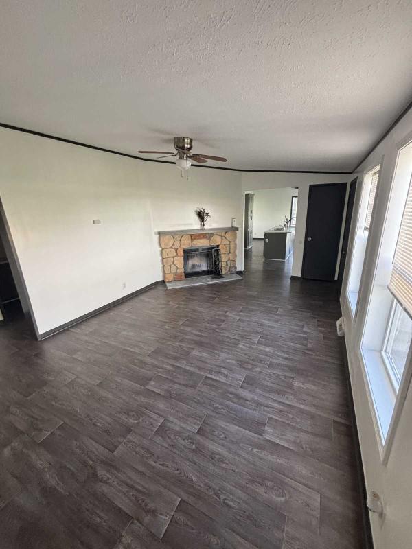 2006 Commander Manufactured Home