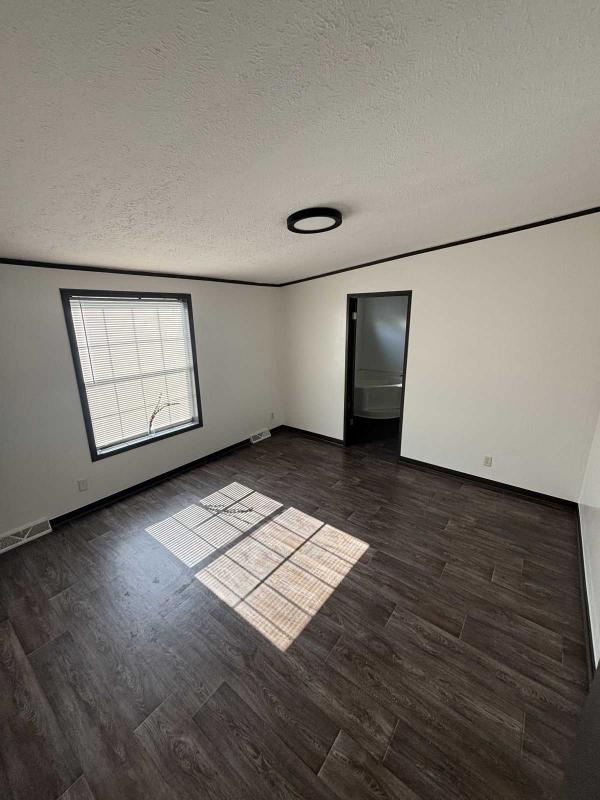 2006 Commander Manufactured Home