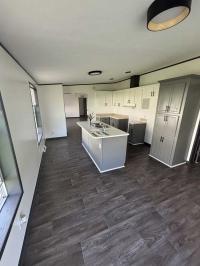 2006 Commander Manufactured Home