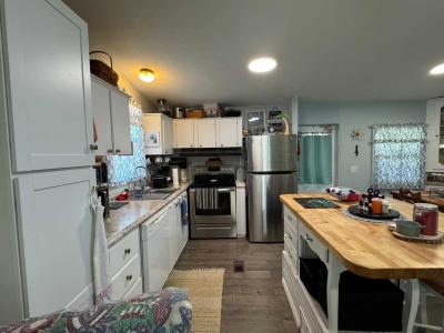 Photo 3 of 13 of home located at 4 Pearl St Eustis, FL 32726