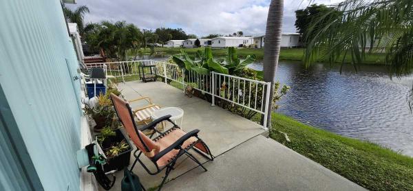 Photo 1 of 2 of home located at 2846 Palm Lake Dr Sarasota, FL 34234