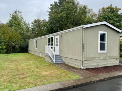 Mobile Home at 16570 SE 84th Ave Milwaukie, OR 97267