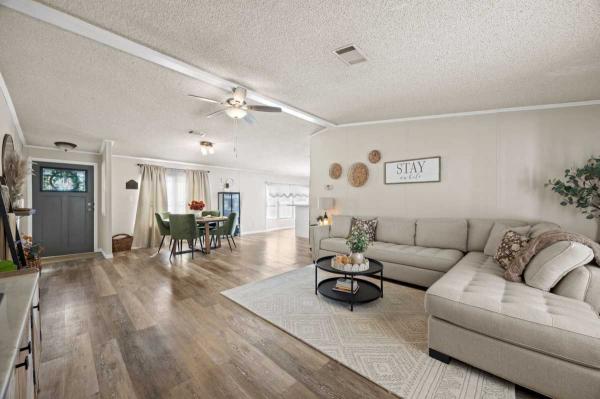 1999 REDMAN HOMES INCORPORATED [ATHENS] STONEBROOK Mobile Home