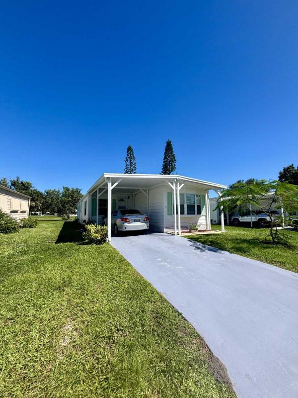 1980  Mobile Home For Sale