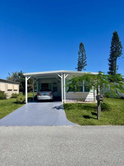Photo 4 of 24 of home located at 5 W Caribbean Port St Lucie, FL 34952