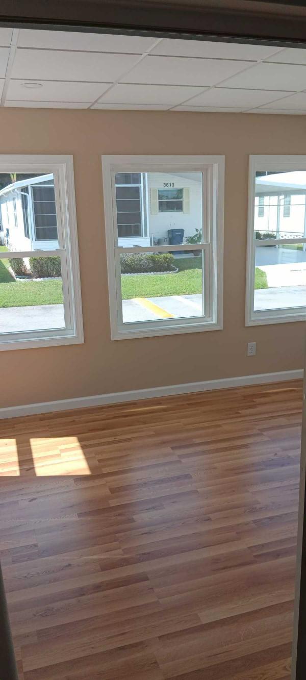 1998 Palm Harbor Mobile Home