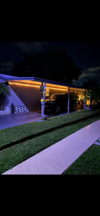 Photo 2 of 37 of home located at 5200 28th St N Saint Petersburg, FL 33714