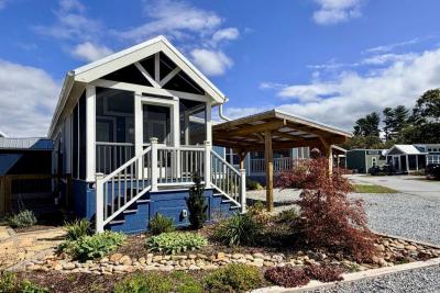 Mobile Home at 40 Strolling Easy Lane Flat Rock, NC 28731