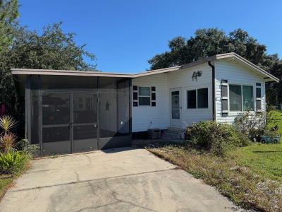 Mobile Home at 4 Pearl St Eustis, FL 32726