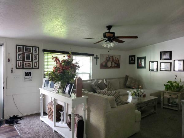 1999 Clayton Mobile Home