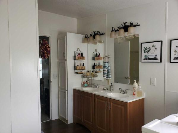 1999 Clayton Mobile Home