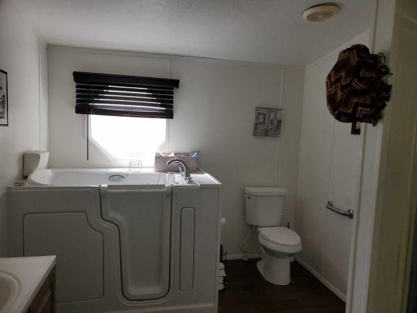 1999 Clayton Mobile Home