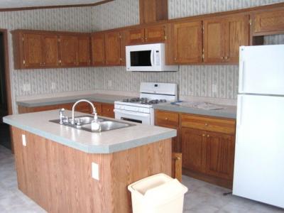 Photo 4 of 6 of home located at 373 Joe Stone Drive Battle Creek, MI 49017