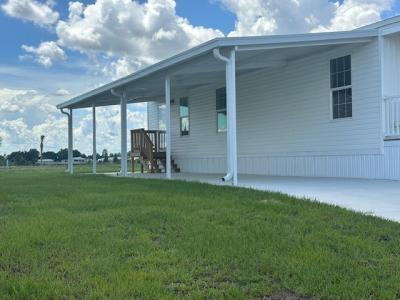 Photo 2 of 15 of home located at 386 Trolling Drive Avon Park, FL 33825