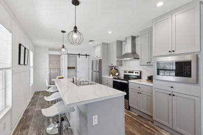 Photo 5 of 15 of home located at 386 Trolling Drive Avon Park, FL 33825