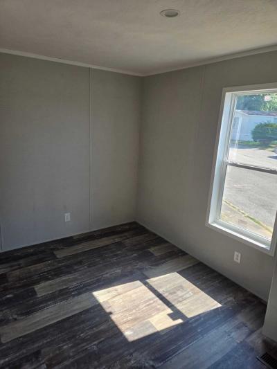 Photo 5 of 10 of home located at 900 N. Curry Pike #74 Bloomington, IN 47404