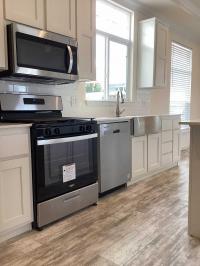 Champion Creekside Manor Mobile Home