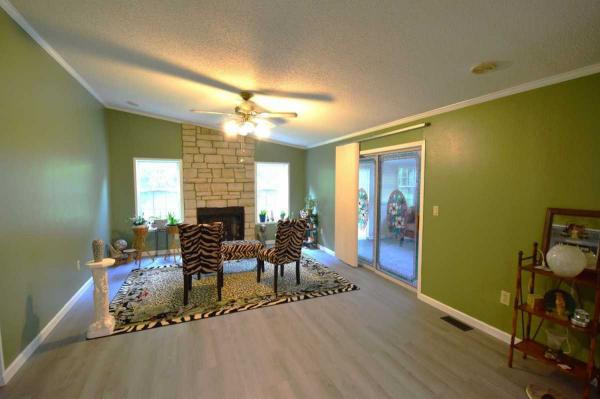 Photo 1 of 2 of home located at 48 Stratford Court Carnegie, PA 15106