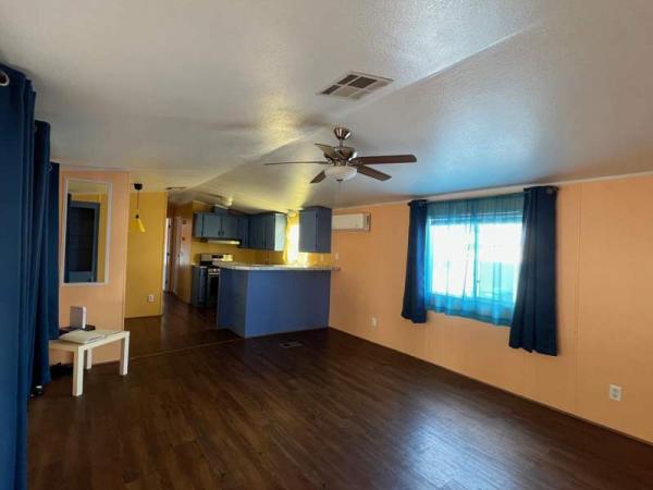 1993 Cavco Manufactured Home