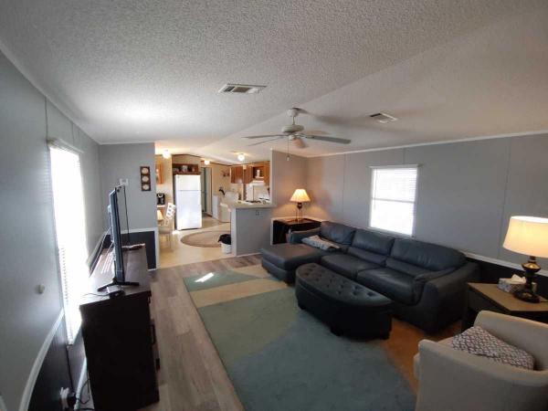 2005 Manufactured Home