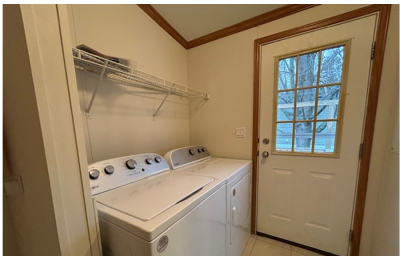 Photo 4 of 8 of home located at 301 Darelnor Cadillac, MI 49601