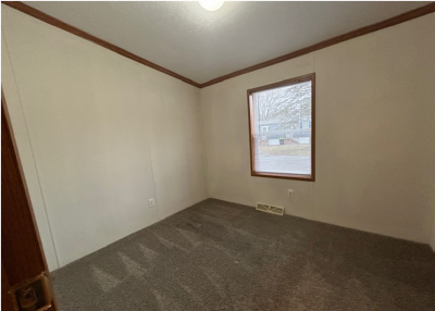 Photo 5 of 8 of home located at 301 Darelnor Cadillac, MI 49601