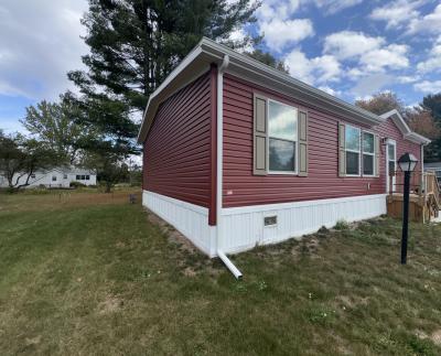 Mobile Home at 448 Darelnor Cadillac, MI 49601