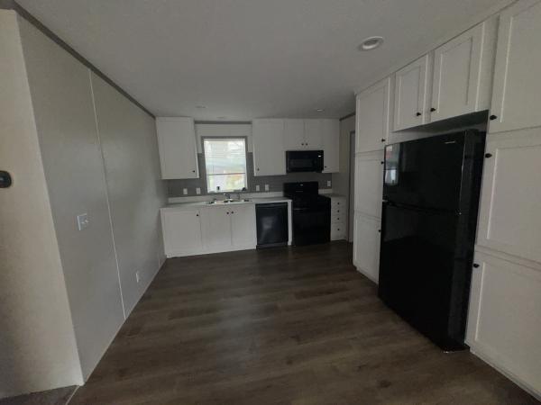 2024 Clayton 95PLH28403D Mobile Home