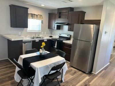 Photo 2 of 6 of home located at 4000 24th St N Unit 170 Saint Petersburg, FL 33714