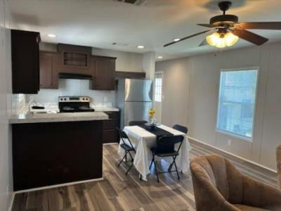 Photo 3 of 6 of home located at 4000 24th St N Unit 170 Saint Petersburg, FL 33714