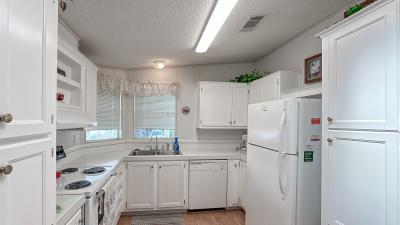 Photo 5 of 18 of home located at 409 Palmer Dr Lady Lake, FL 32159