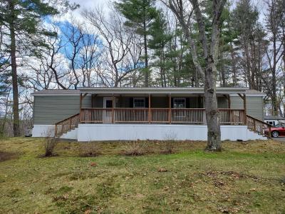 Photo 2 of 17 of home located at 17 Riverview Lane Concord, NH 03301