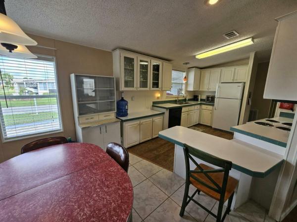 1998 Merit Manufactured Home